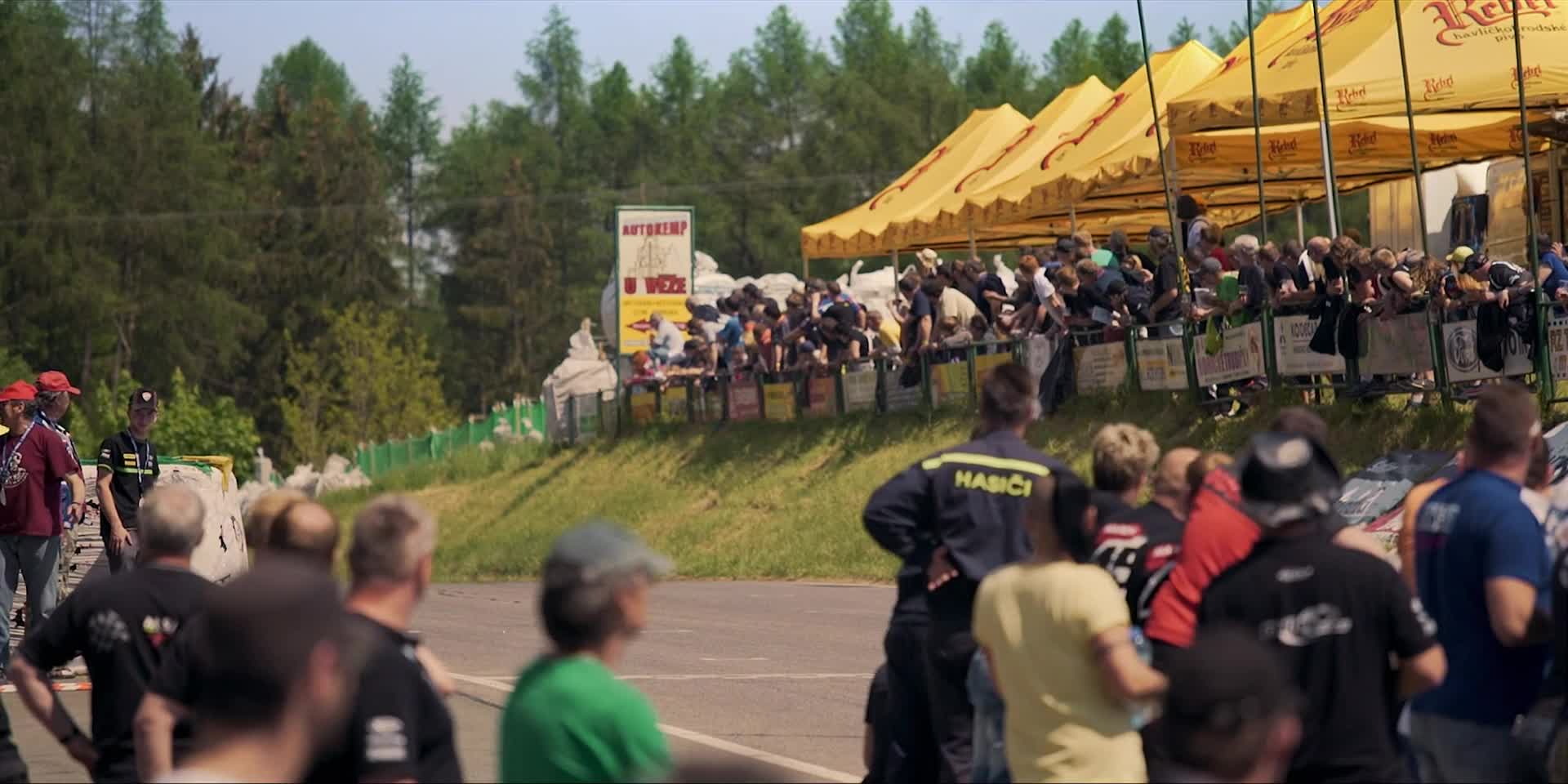Plná 6 2022 CZ dokument HD 1080p mkv
