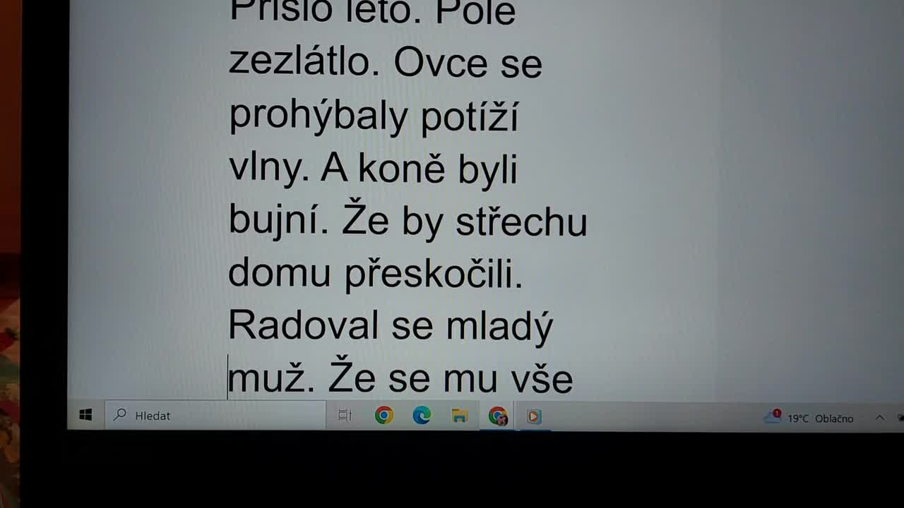 7 6 2025 princezna Marianka Mimapinková mluví s překladačem 7 mp4