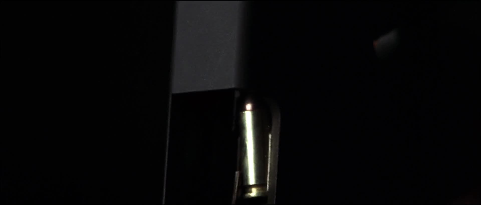 Konec světa (Arnold Schwarzenegger, Gabriel Byrne, Robin Tunney 1999 Horor Akční Thriller Mysteriózní Bdrip 1080p ) Cz+Sk dabing avi