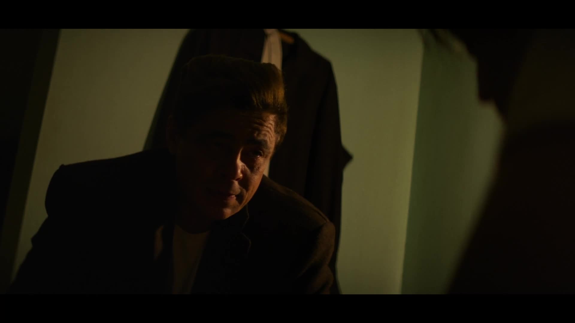 Žádné prudké pohyby 2021 CZ dab 1080p mkv