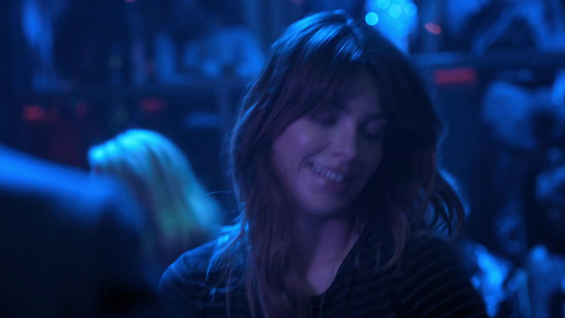 Lucifer S05E01 CZ dabing mp4