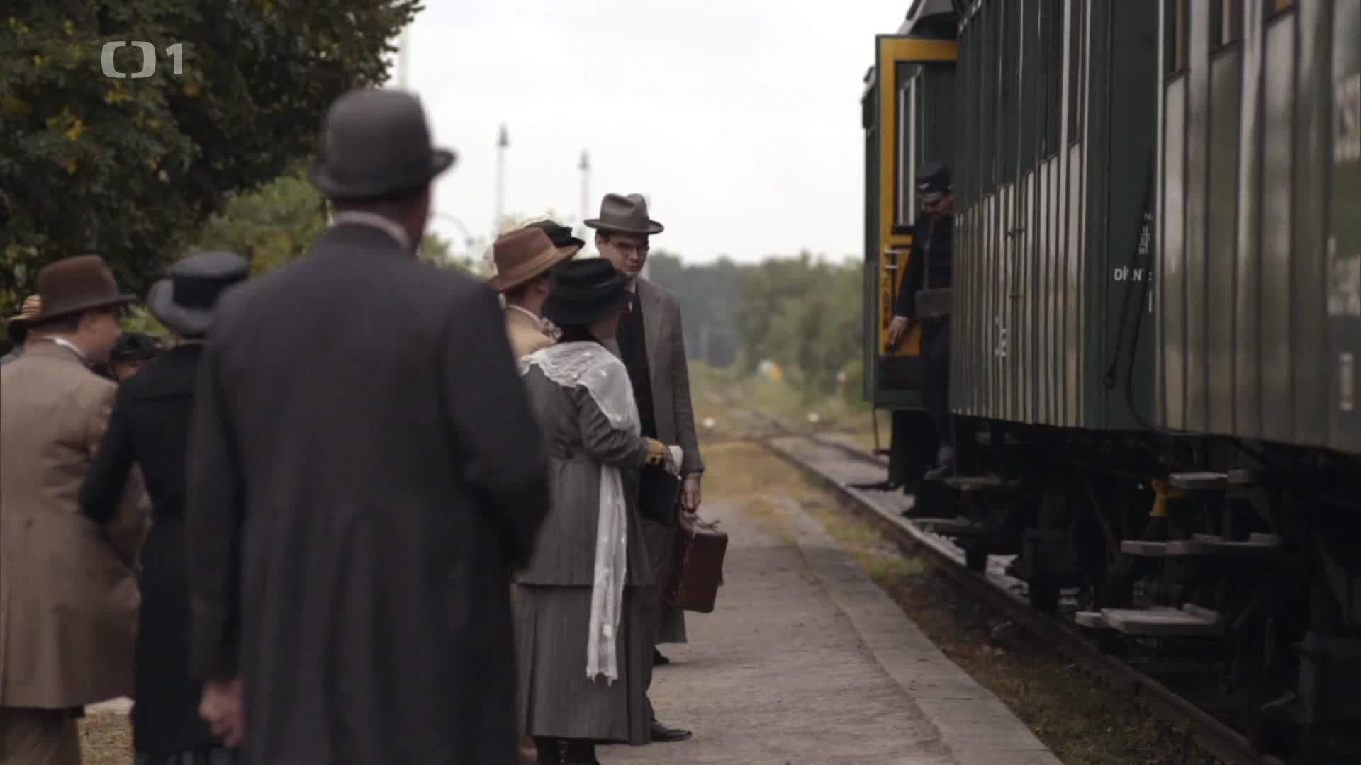 Četníci z Luhačovic 03 Rodokaps avi