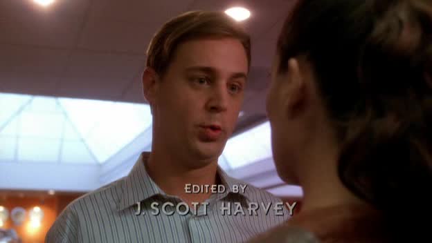 NCIS s05e01 Pohřbít své mrtvé avi