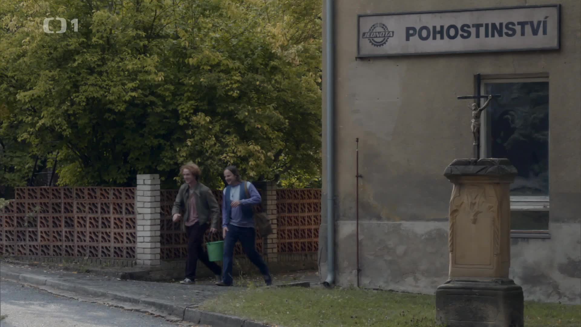 Svět pod hlavou S01E05 10 2017 CZ dabing 1080p FHD Závadová mládež ts