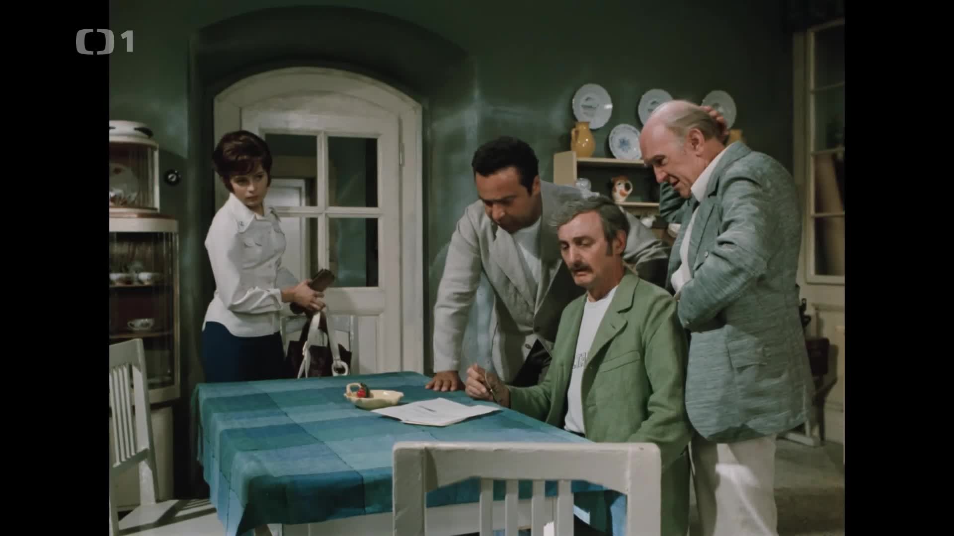 Jak utopit dr  Mráčka aneb Konec vodníků v Čechách {1974} komedie 1080p mkv