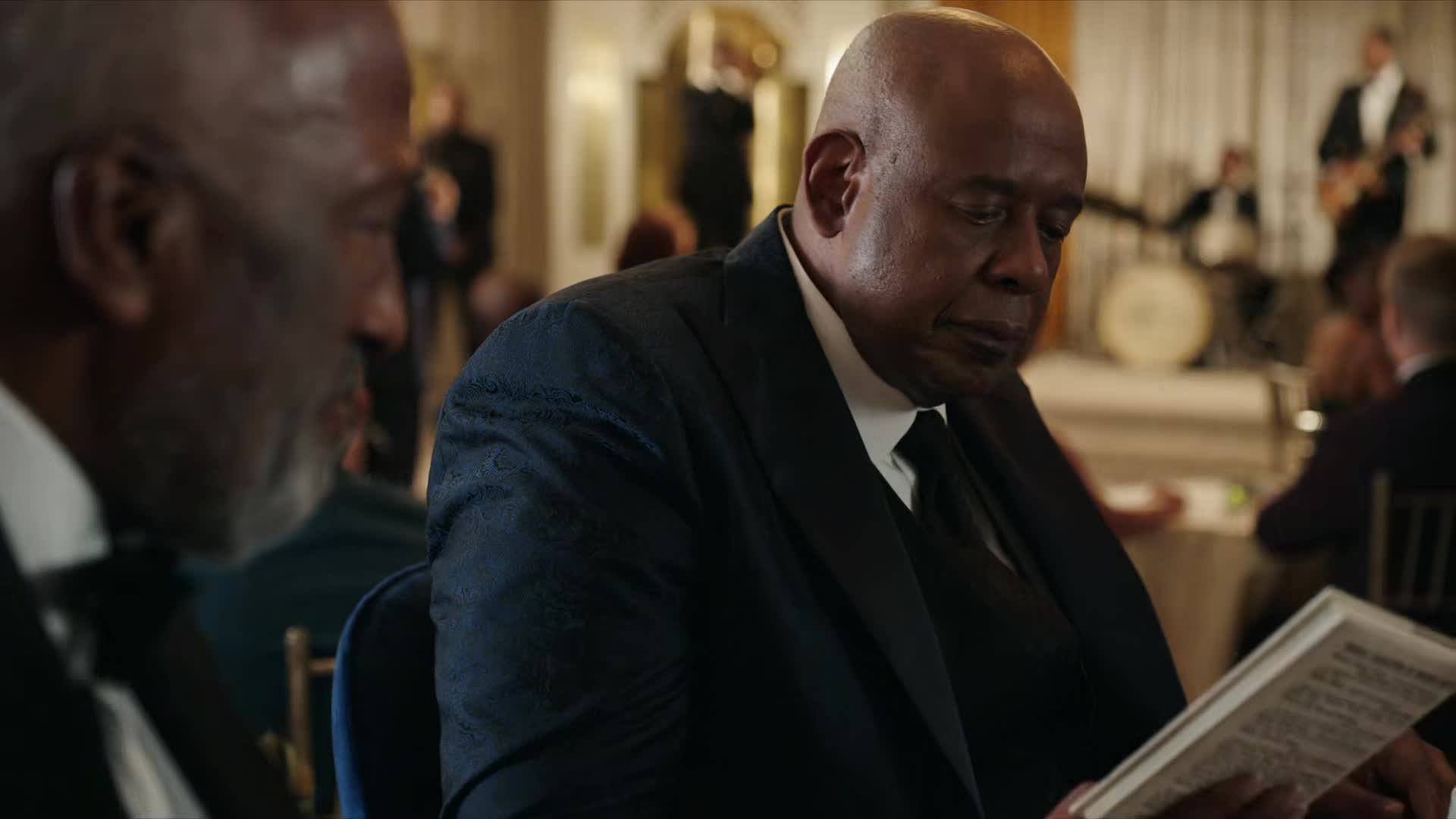 Godfather Of Harlem S04E08 1080p WEBRip x265 PGW mkv