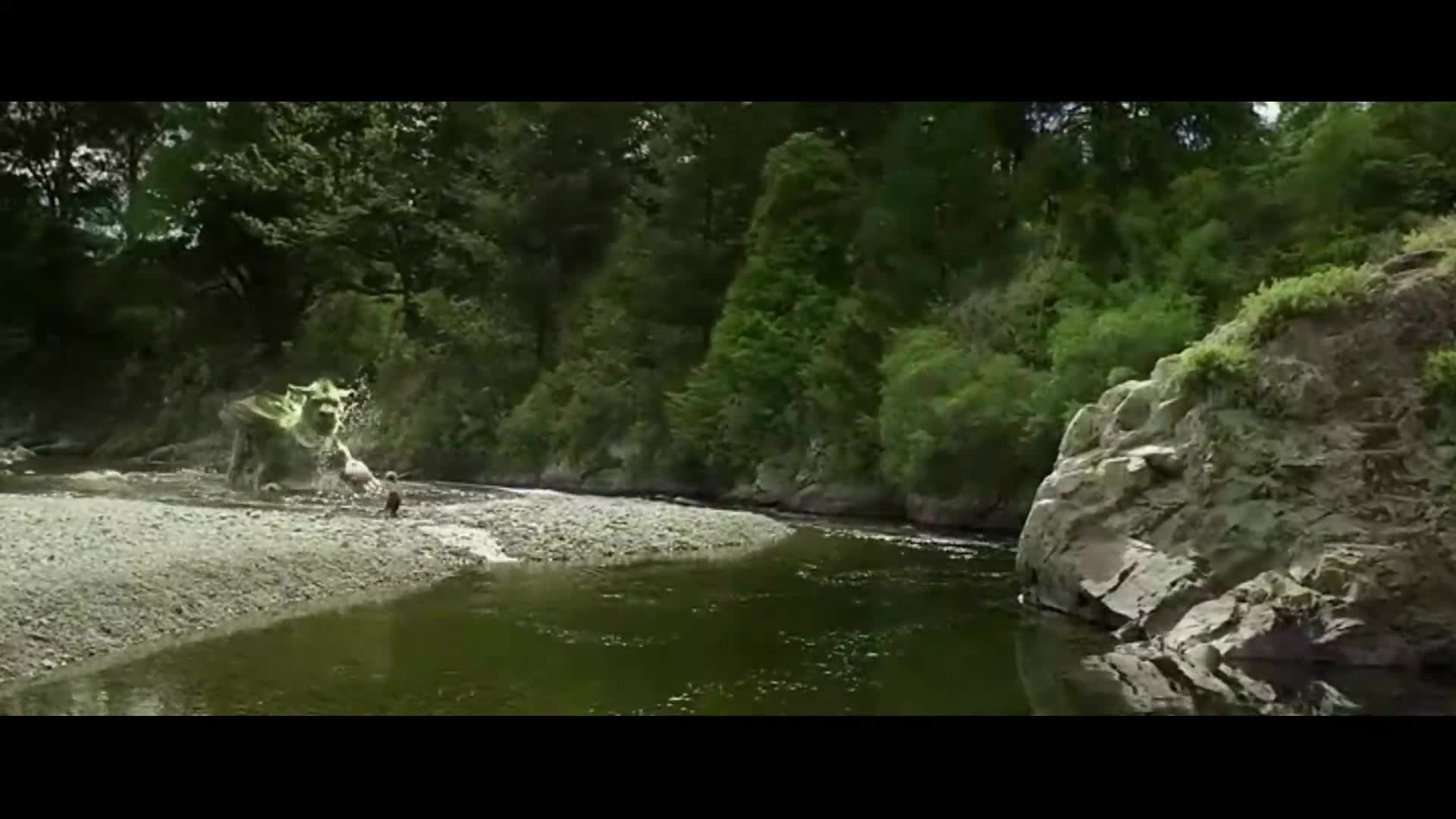 Můj kamarád drak (Bryce Dallas Howard, Robert Redford, Oakes Fegley 2016 Fantasy Akční Dobrodružný Komedie Rodinný Bdrip 1080p ) Cz+Sk dabing avi