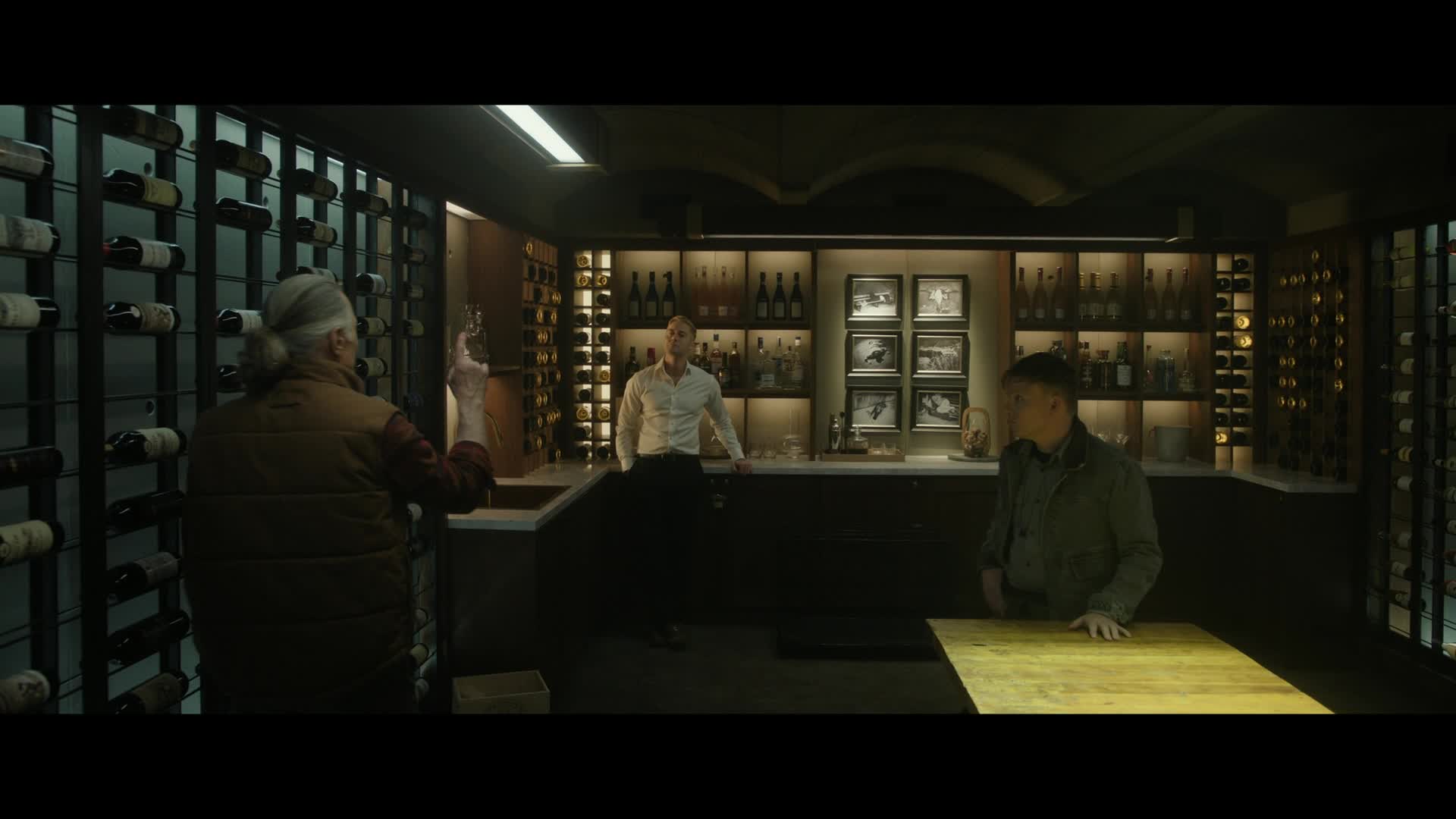 Cross S01E04 08 2024 CZ dab 1080p Masky mp4