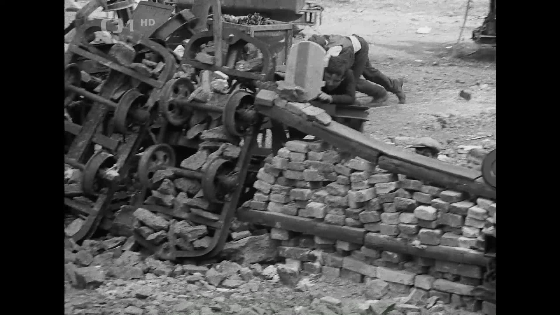 Rychlé šípy   Záhada hlavolamu {1969} dobrodružný 4 díl 1080p mkv