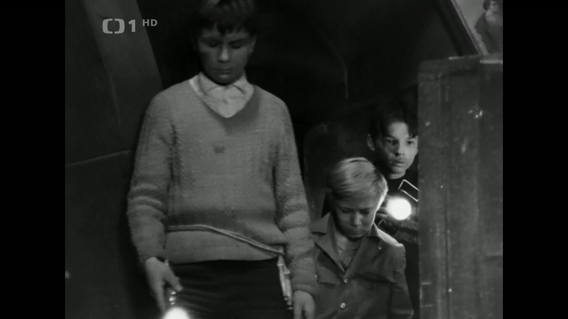 Rychlé šípy   Záhada hlavolamu {1969} dobrodružný 6 díl 1080p mkv