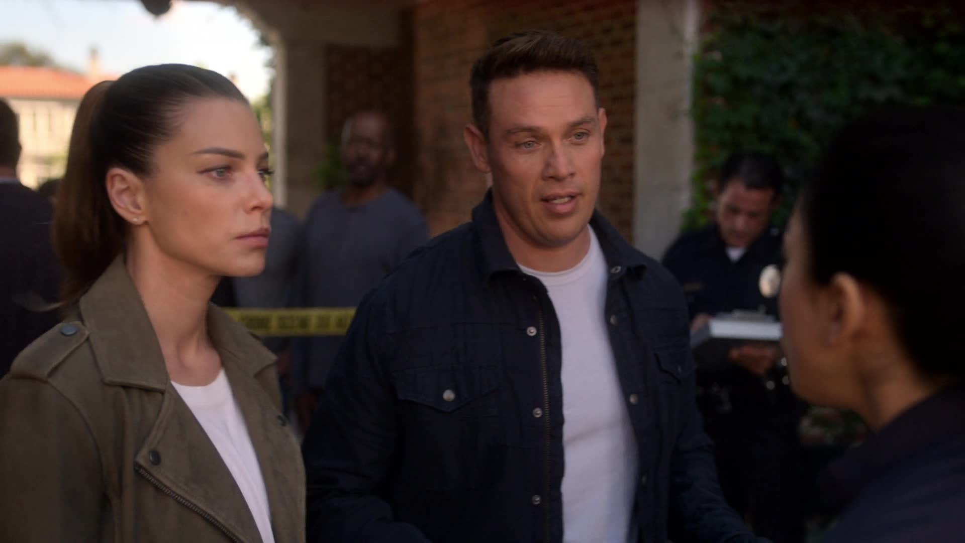 Lucifer S04E05 10 2019 CZ dab 1080p Zemřít vztyčený mkv