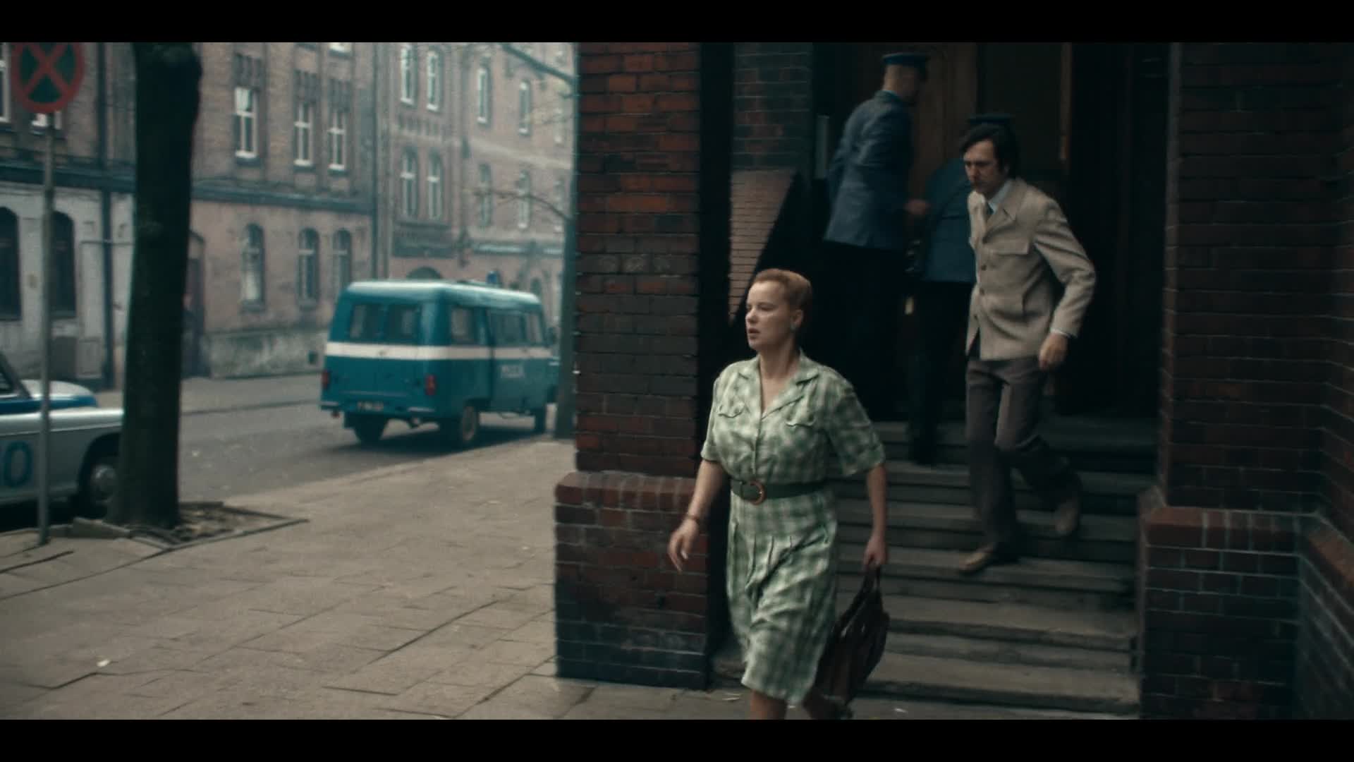 Olověné děti S01E04 {2026} drama AAC 5 1 1080p CZ dabing mkv