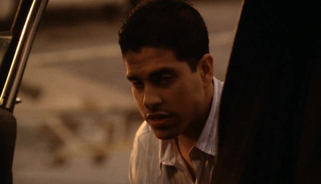 Kriminálka Miami 01x18 Únik informací avi