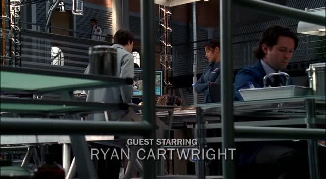 Sběratelé kostí s04e07 On v ní avi