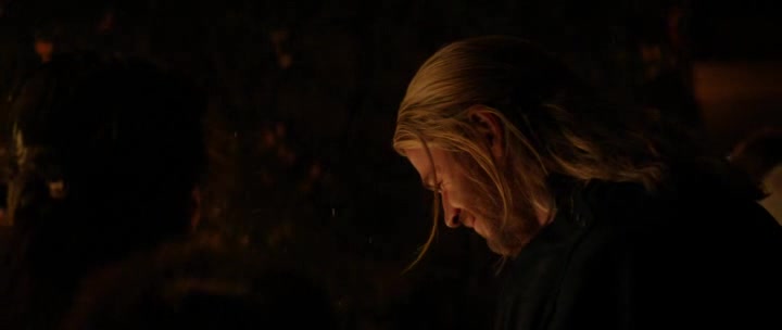 Thor  2013 Temny svet CZ avi