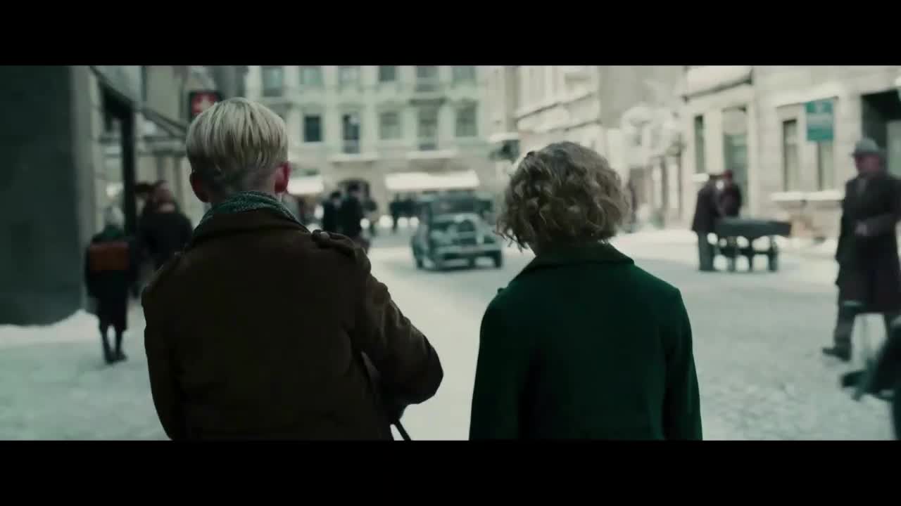 Zlodejka knih  The Book Theif 2013 Drama Valecny 1080p  AVC  en cz dabing avi