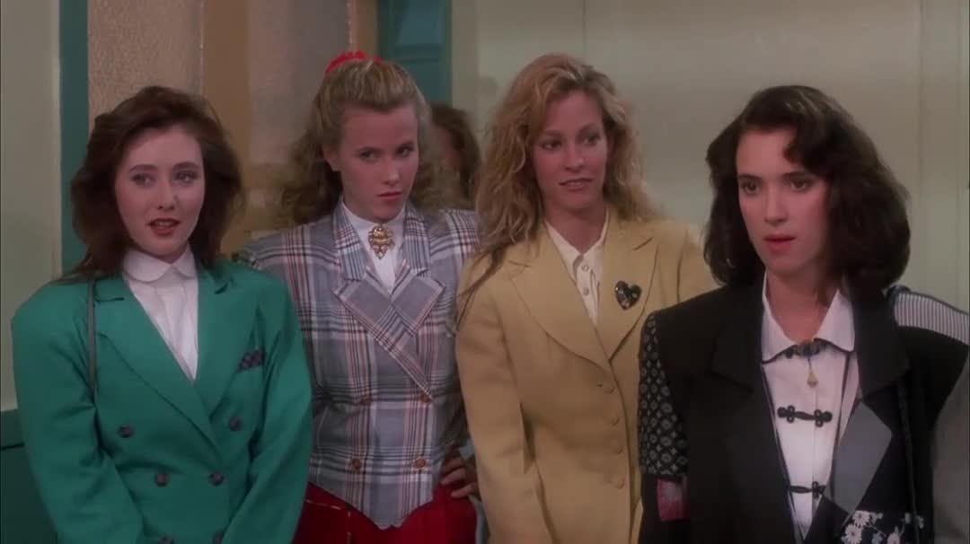 Smrtící přitažlivost (Winona Ryder,Christian Slater,Shannen Doherty 1988 Komedie Drama Krimi Bdrip 1080p ) Cz dabing mp4