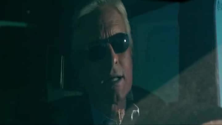 V hledáčku střelce (Michael Douglas Jeremy Irvine Hanna Mangan Lawrence 2014 Dobrodružný Thriller Bdrip 1080p ) Cz dabing avi