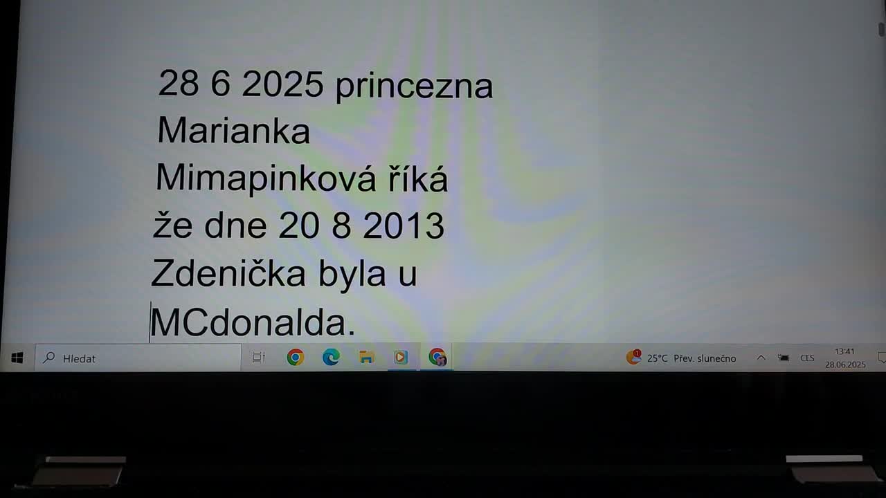 28 6 2025 princezna Marianka Mimapinková mluví s překladačem 7 mp4