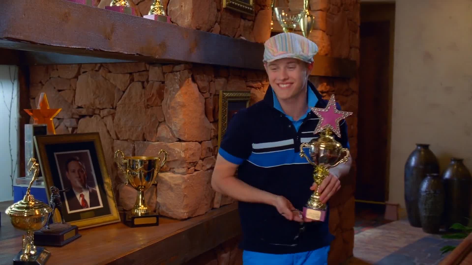 Muzikál ze střední 2 2007 CZ dabing HD mp4