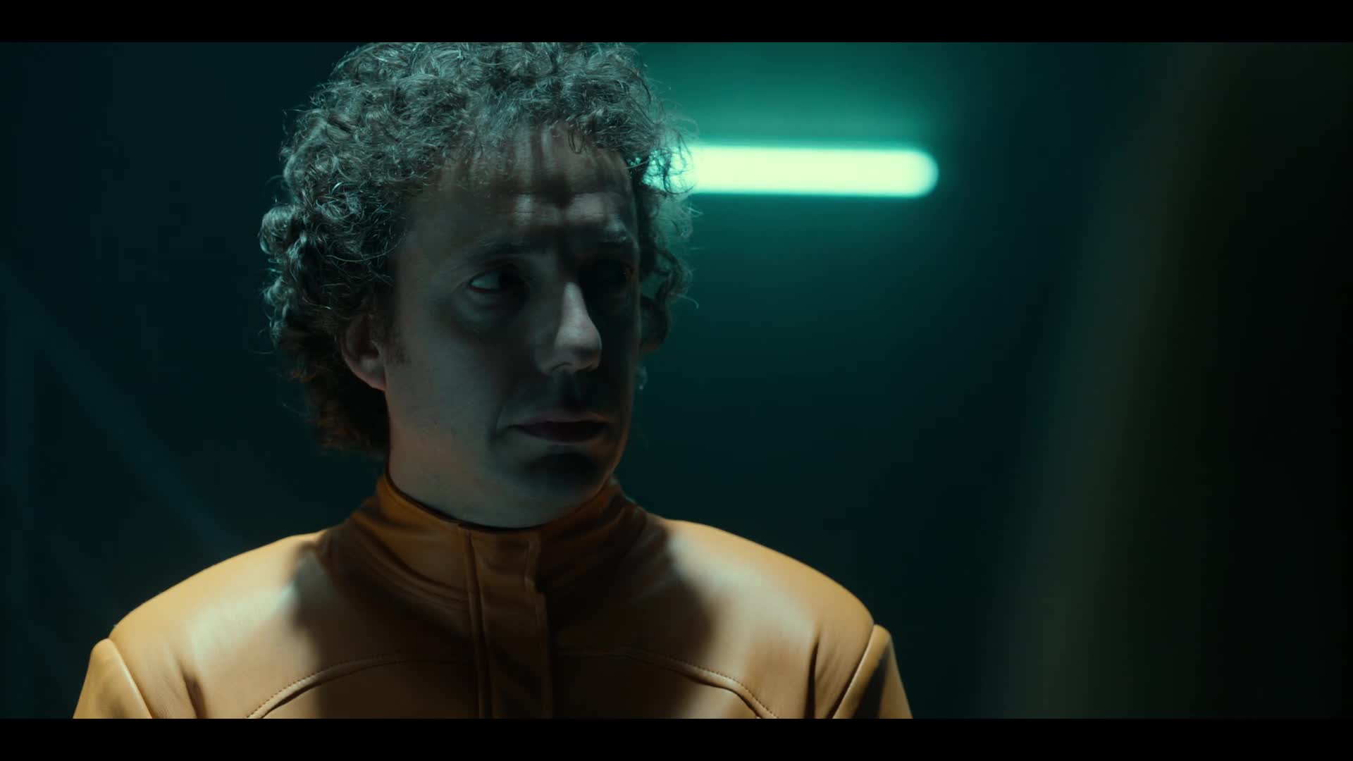 Bunkr pro miliardáře S01E03 08 2025 CZ dab 1080p Nesnáším boháče mkv