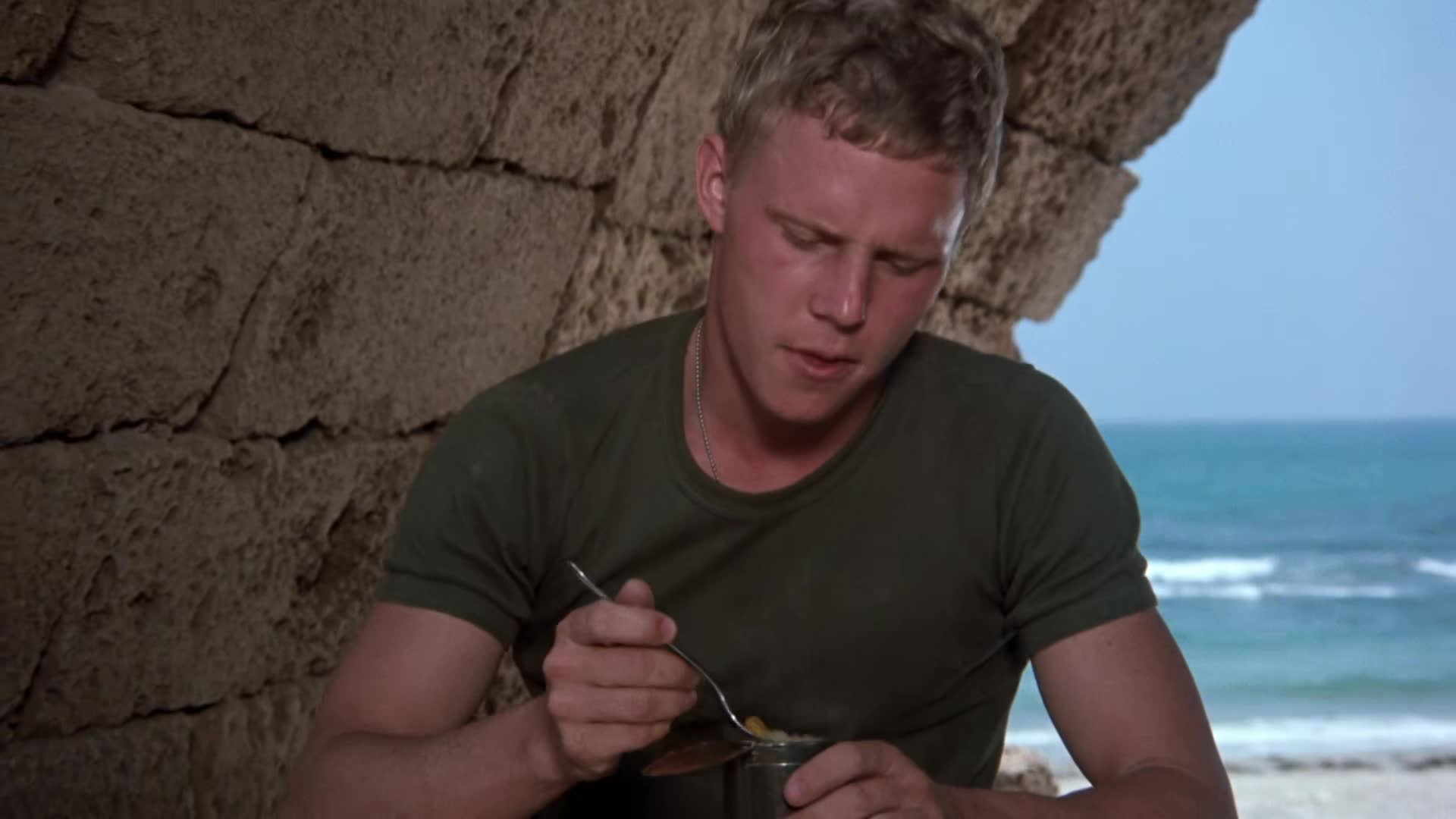 Velká červená jednička (1980, 1080p, CZ+EN) JackRIPper mp4