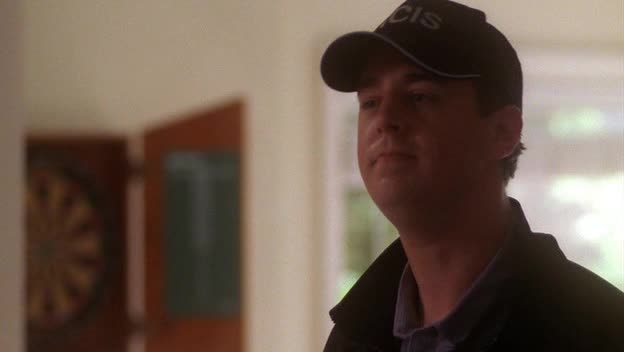NCIS s04e21 Bratři ve zbrani avi