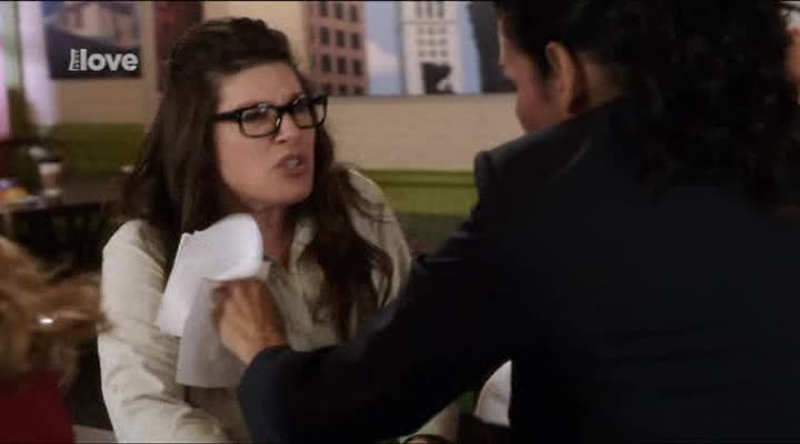 Rizzoli Isles Vraždy na pitevně 04x06 Někdo se dívá avi