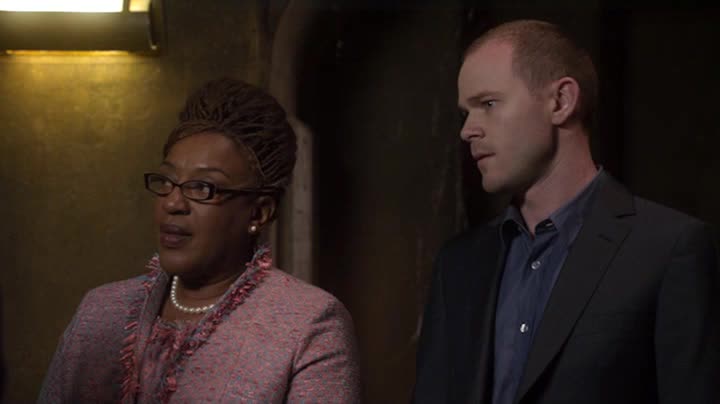 Skladiště 13 S04E09 Naši blízcíDVDRip CZ Dabing avi