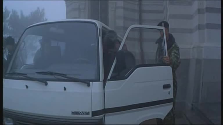 První rána =1996 CZ avi