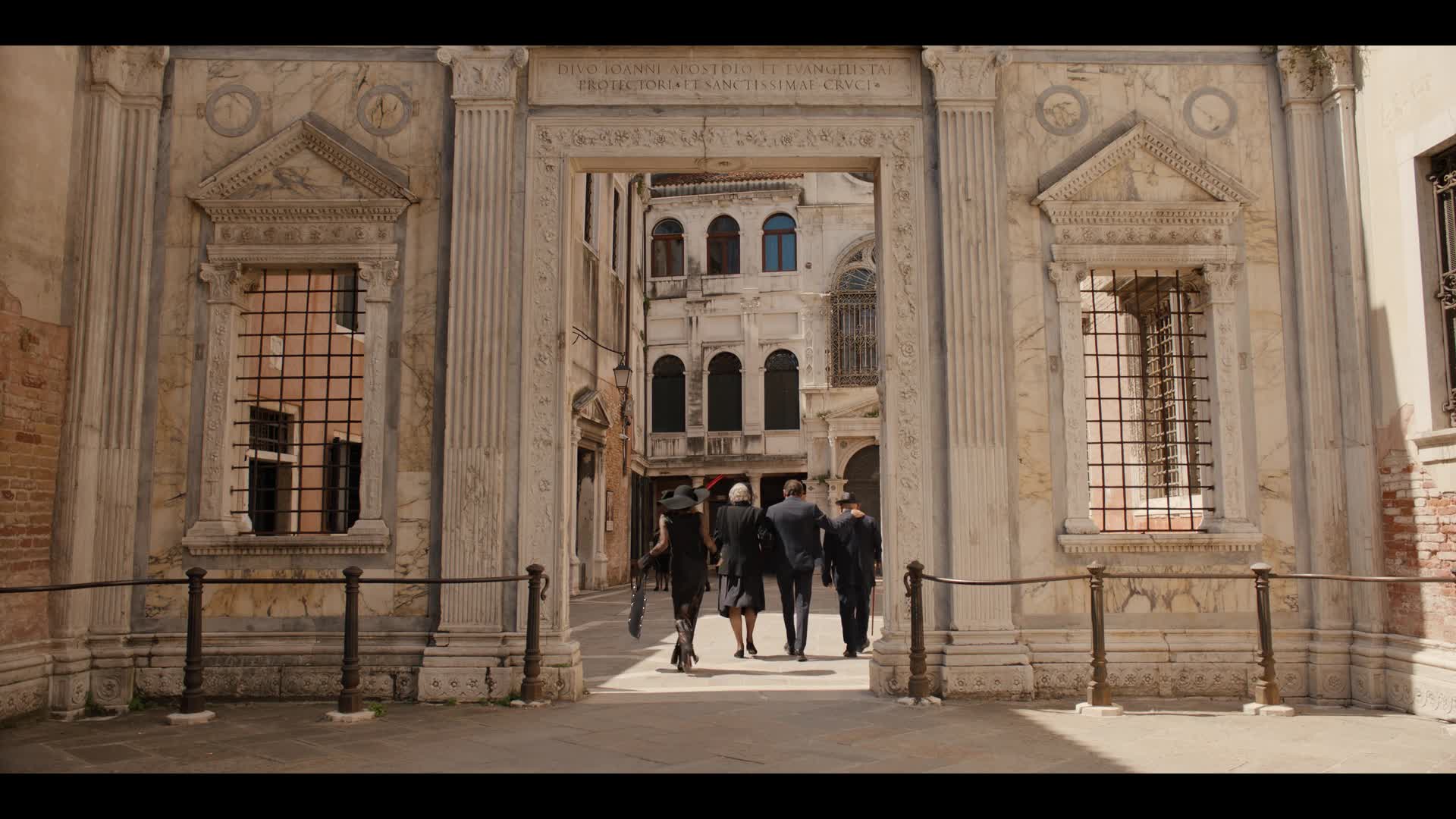 Emily in Paris S05E10 Veni vidi Venezia CZ dabing HD mkv