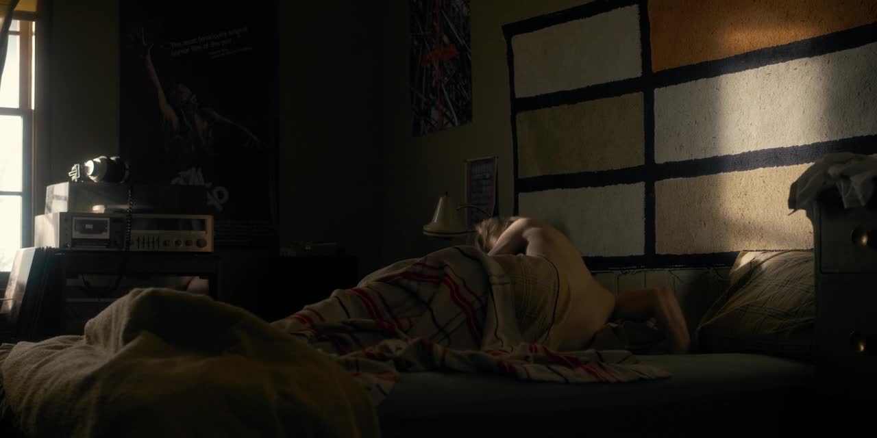 Stranger Things S01E03 08 2016 CZ dab Kapitola třetí Šťastné a veselé mkv