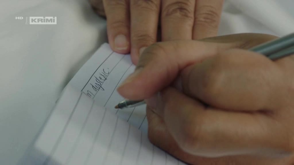 Vrazdy v Brokenwoodu s09e03 Vražda v klášteře cz tvrip avi