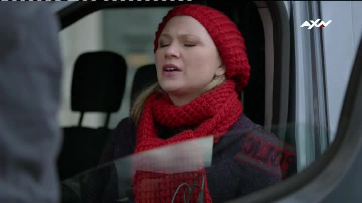 Policajtka Barbie S02E08 Růže je přítelkyně s trny avi