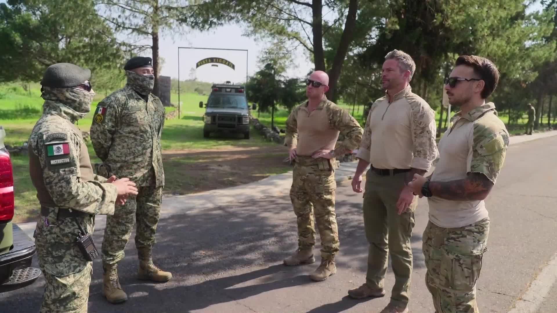 Nejdrsnější speciální jednotky světa S01E05 Pouliční přestřelka s kartelem mkv