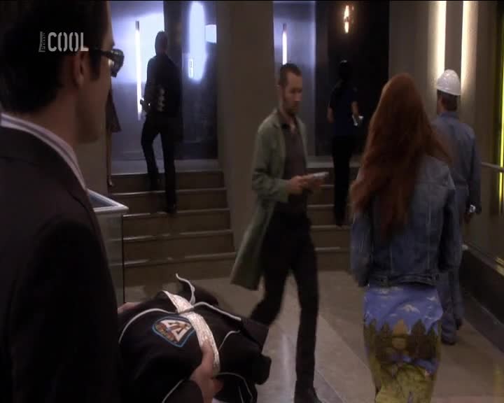 Heuréka město divů IV S04E14 V oblacich mp4