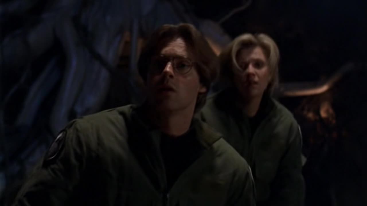 Hvězdná brána SG1 02x03 Ve vězení (Cz, En) mkv