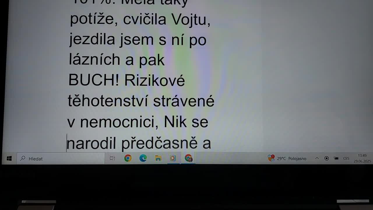 29 6 2025 princezna Marianka Mimapinková mluví s překladačem 6 mp4