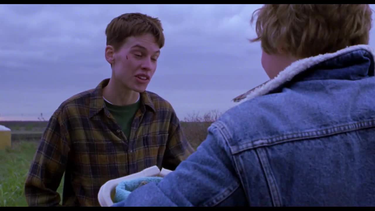 Kluci nepláčou (Hilary Swank, Chloë Sevigny, Peter Sarsgaard 1999 Krimi Drama Romantický HD) Cz+Sk dabing avi