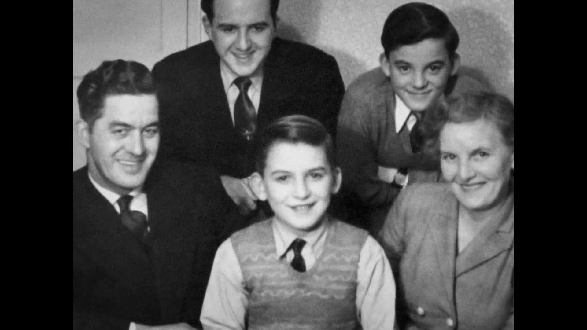 The Beatles Anthology 1995 S01E01 [ENG1080p] mp4