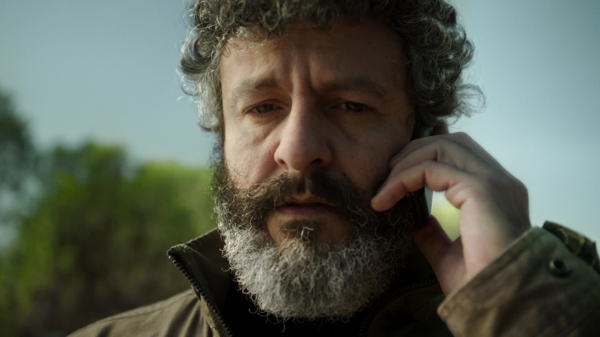 Město stínů S01E01 {2025} drama, thriller AAC 5 1 1080p CZ dabing mkv