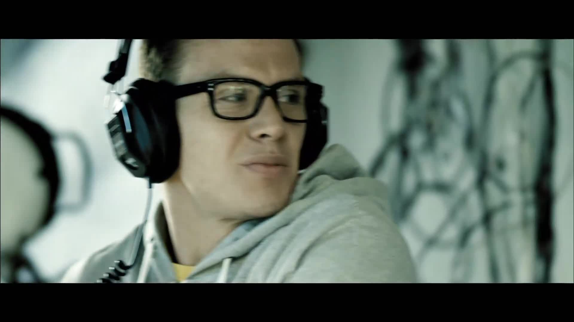 Kandidát {2013} thriller, komedie 5 1 1080p mkv