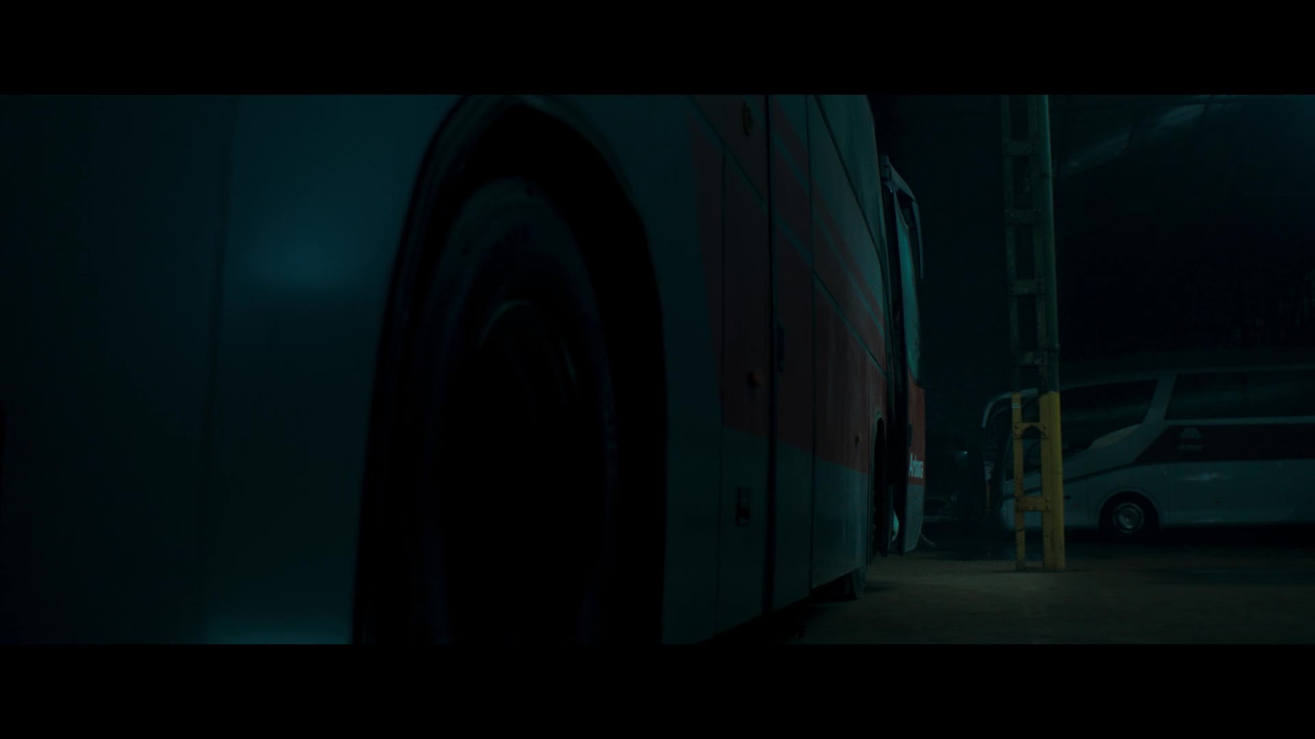 V pasti Barcelona 2023 CZ dab 1080p mkv