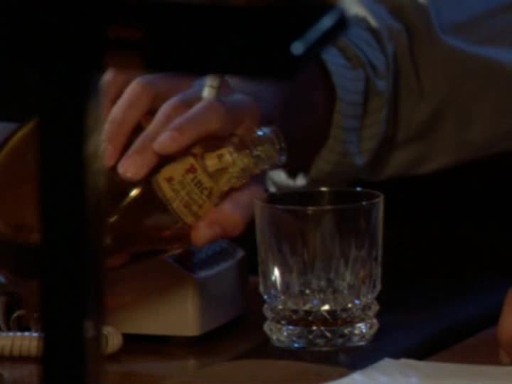 Měsíční svit 3x02 Hlas ze zahrobí avi