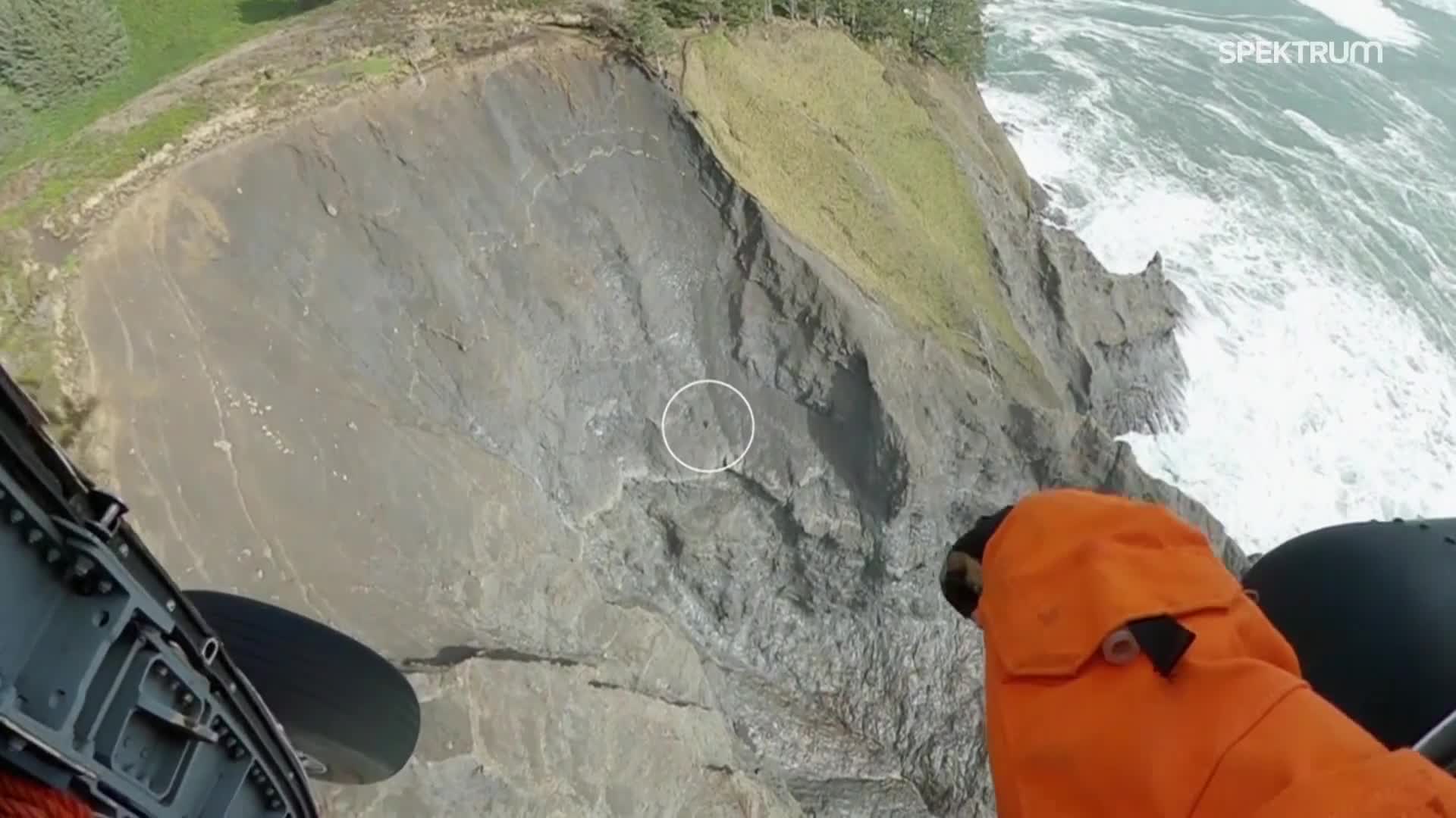 Pobřežní stráž USA S01E05 10 2020 CZ dab 1080p Bouře se blíží mp4