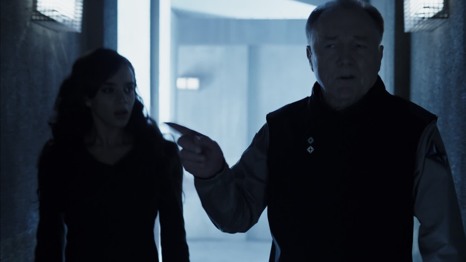 Killjoys Vesmírní lovci S01E10 10 2015 CZ dab 1080p Úniková rychlost mkv