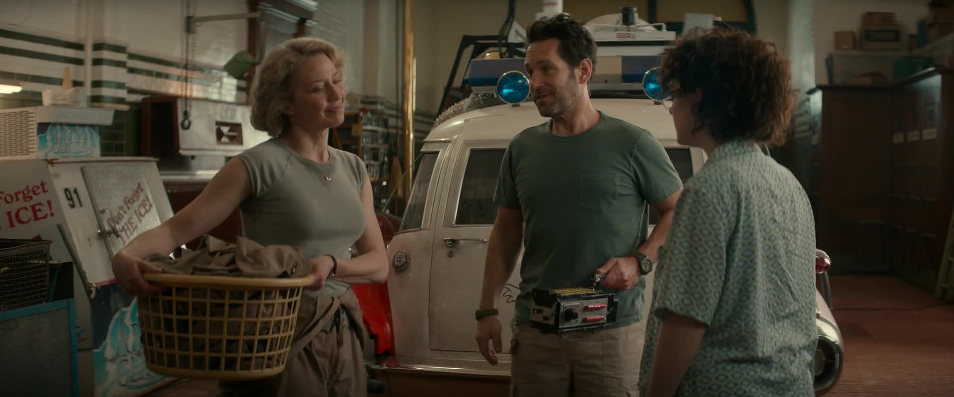 Krotitelé duchů Říše ledu   Krotitelia duchov Mrazivá hrozba 2024 dobrodruzny scifi komedie 1080p WEBRip x264 AAC5 1 CZ titulky mp4
