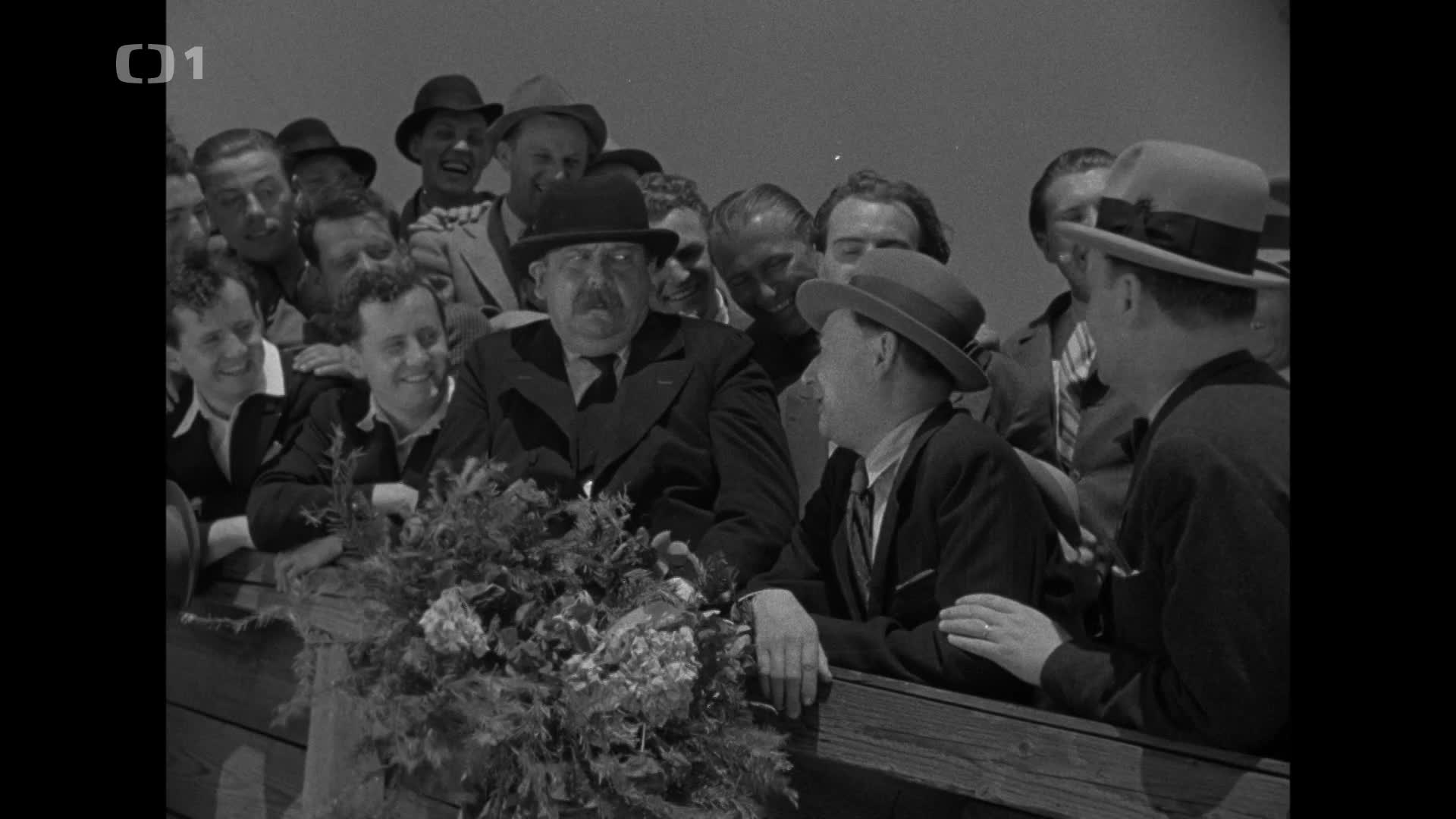 Klapzubova jedenactka [1938 Cz] (cz 1080p) ts