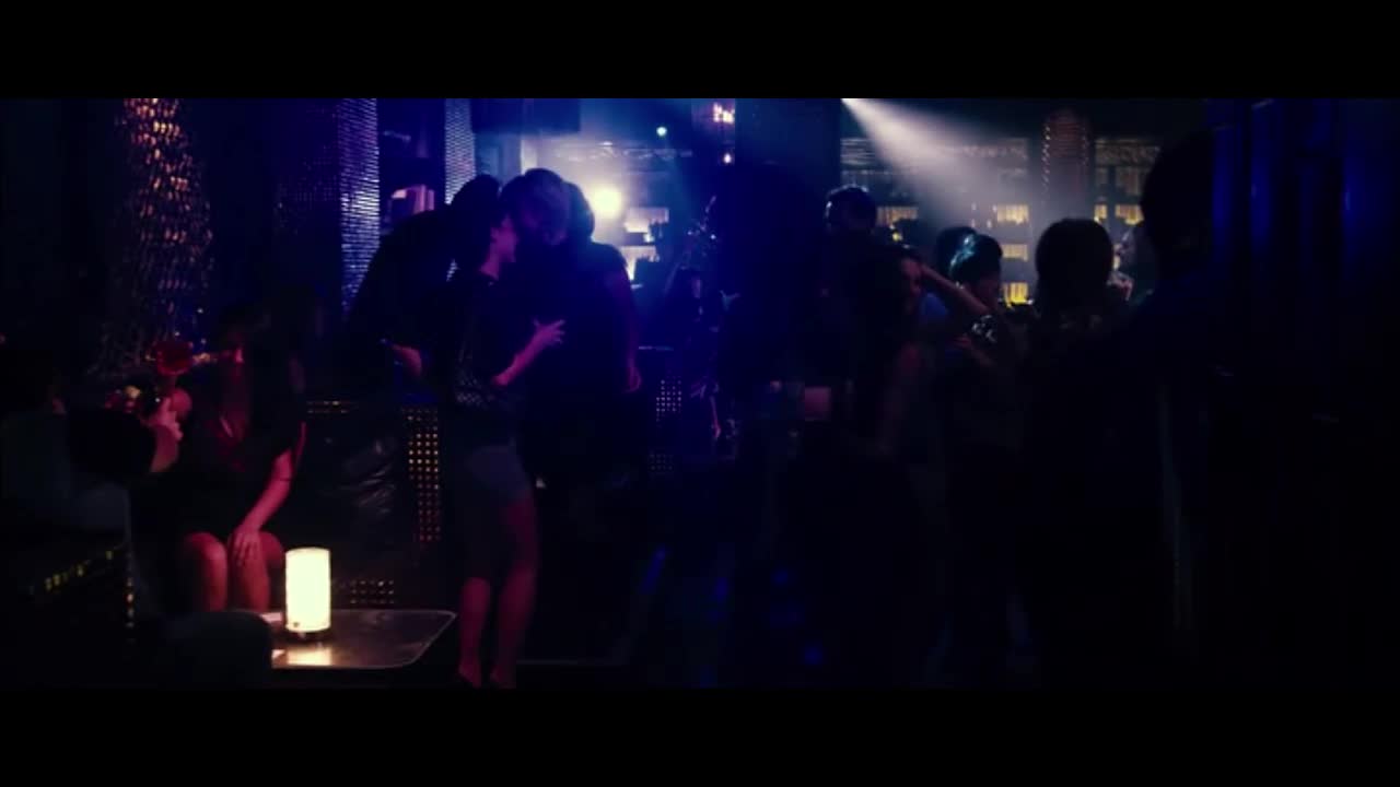 Ulička hanby (Elizabeth Banks, James Marsden, Sarah Wright 2014 Komédie Bdrip 1080p ) Cz dabing mkv
