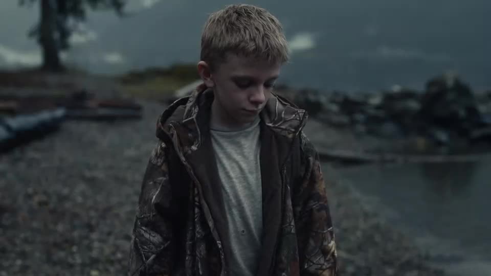 Paroží (Keri Russell,Jesse Plemons,Jeremy T Thomas 2021 Mysteriózní Horor Drama Bdrip 1080p ) Cz dabing mp4